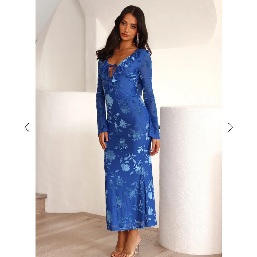 NWT HELLO MOLLY FRIENDS TO LOVERS LONG SLEEVE MAXI DRESS BLUE - Picture 5 of 13